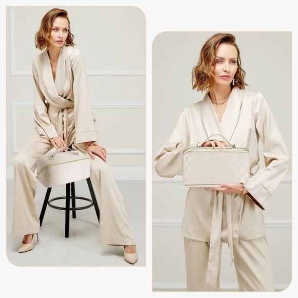 Travel Makeup Bag,Large Capacity Cosmetic Bag for Women,Portable - Picture 5 of 9